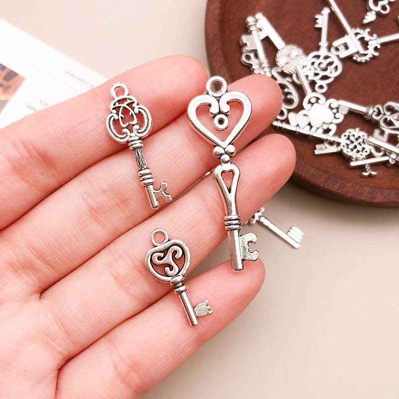 50 gr/paket Schlüssel Charms A – Jewelry Making Business Bewertung und Preis